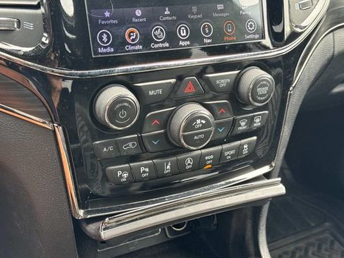 Used 2019 Jeep Grand Cherokee Limited X AWD/4WD image 36