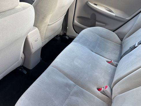 Used 2012 Toyota Corolla LE image 25