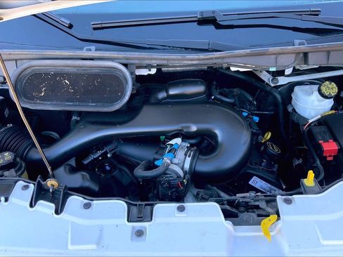 Used 2015 Ford Transit 350 XLT image 32