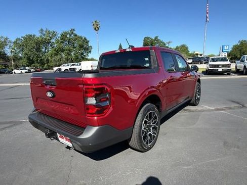 New 2026 Ford Maverick Lariat image 4