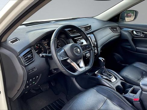 Used 2020 Nissan Rogue SL w/ Premium Package AWD/4WD image 17