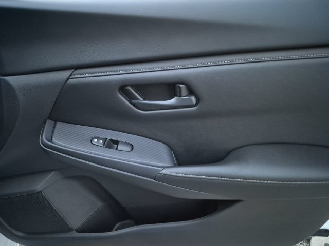 Certified 2024 Nissan Sentra S FWD image 35
