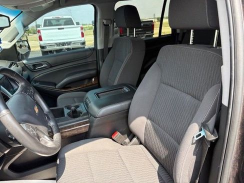 Used 2018 Chevrolet Tahoe LS RWD image 9