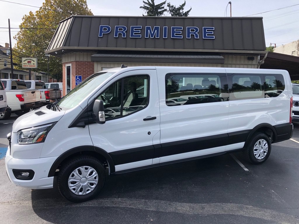 Used 2023 Ford Transit 350 XLT RWD image 2