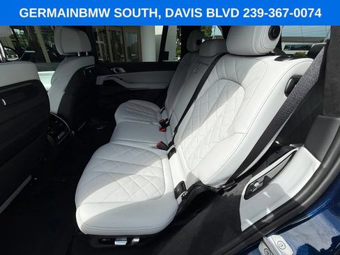 Used 2025 BMW X7 xDrive40i w/ Executive Package AWD/4WD image 16