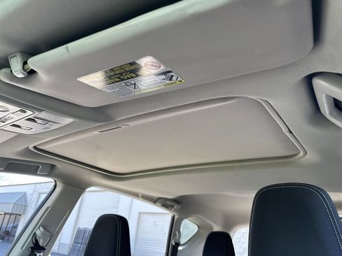 Used 2013 Toyota RAV4 XLE image 26