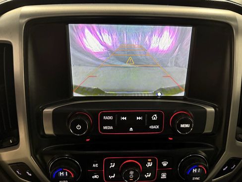 Used 2014 GMC Sierra 1500 SLT w/ SLT Crew Cab Value Package image 22