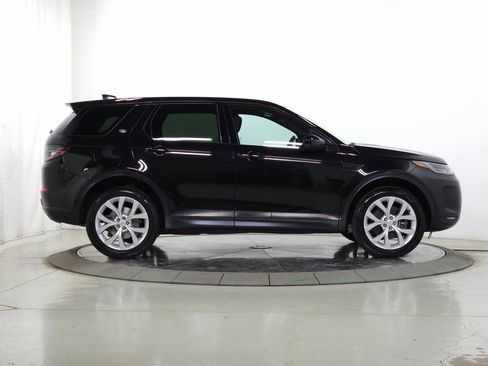 Used 2022 Land Rover Discovery Sport SE image 9