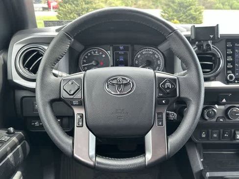 Used 2023 Toyota Tacoma TRD Off-Road w/ Technology Package image 7