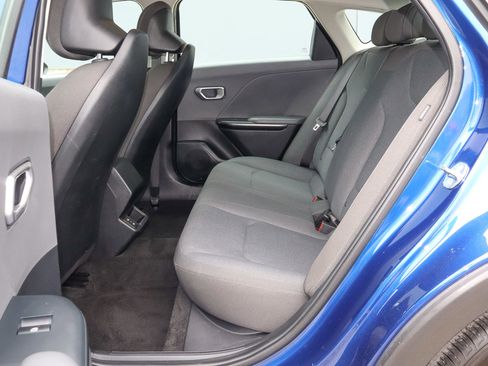 Used 2025 Kia K4 FWD image 8