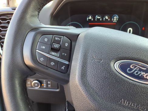 Used 2024 Ford Ranger Lariat w/ Advanced Towing Package AWD/4WD image 17