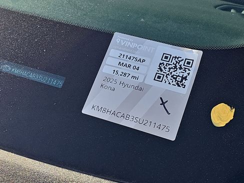 Certified 2025 Hyundai Kona SE image 25