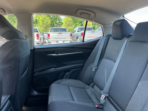 Used 2025 Toyota Camry LE FWD image 17
