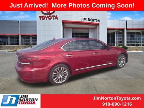 Used 2013 Lexus LS 460 L w/ Ultra Luxury Pkg AWD/4WD image 3