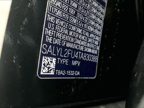 New 2026 Land Rover Range Rover Velar Dynamic SE image 8