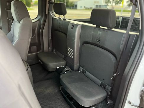 Used 2024 Nissan Frontier S w/ S Utility Package image 11