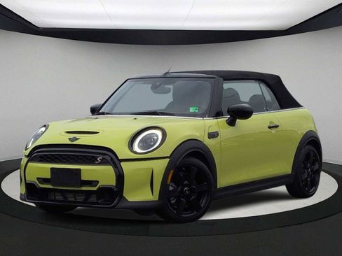 Certified 2024 MINI Cooper S image 1