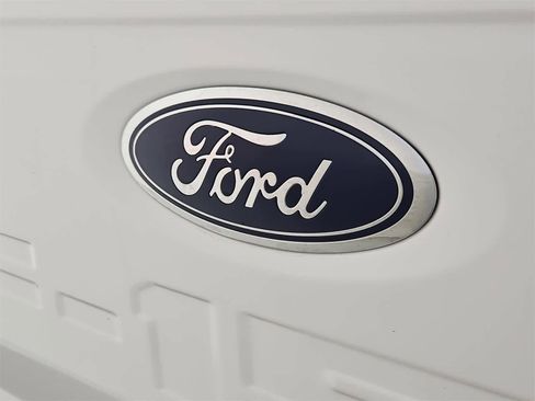 Used 2023 Ford F150 XLT w/ Trailer Tow Package image 11