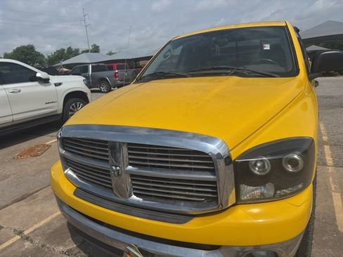 Used 2008 Dodge Ram 1500 Truck SLT w/ Trailer Tow Group image 2