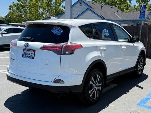 Used 2018 Toyota RAV4 LE w/ All Weather Liner Package FWD image 6