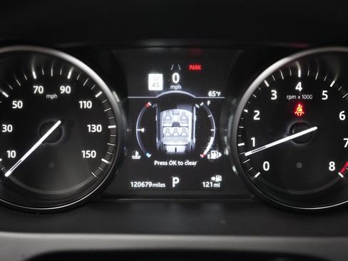 Used 2018 Land Rover Discovery Sport HSE AWD/4WD image 16