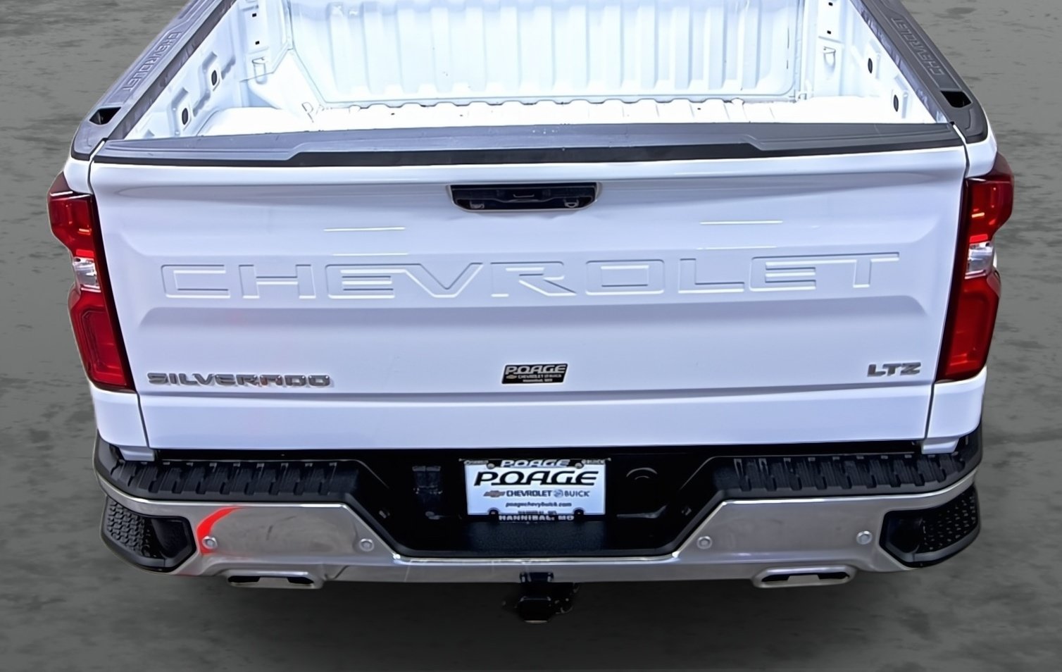 Used 2025 Chevrolet Silverado 1500 LTZ w/ LTZ Premium Package AWD/4WD image 11