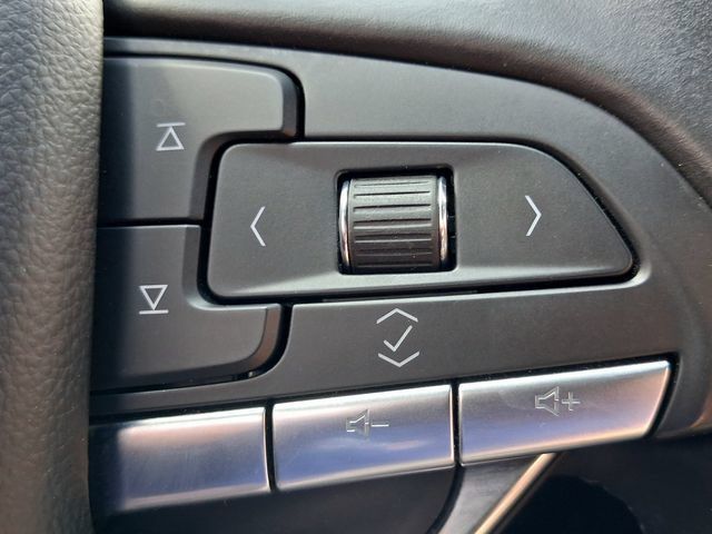 Used 2024 Cadillac XT6 Luxury FWD image 18