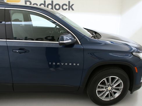 Certified 2023 Chevrolet Traverse LT w/ LPO, Floor Liner Package AWD/4WD image 11