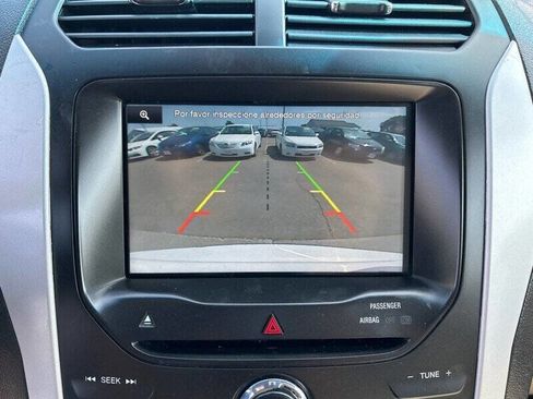 Used 2015 Ford Explorer XLT w/ Equipment Group 201A image 22