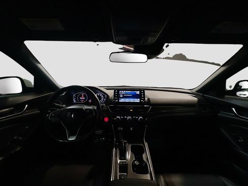 Used 2020 Honda Accord Sport image 14