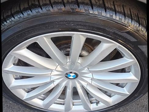 Used 2016 BMW 740i RWD image 15