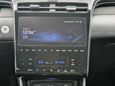 Used 2024 Hyundai Tucson SEL w/ Convenience Package FWD image 24