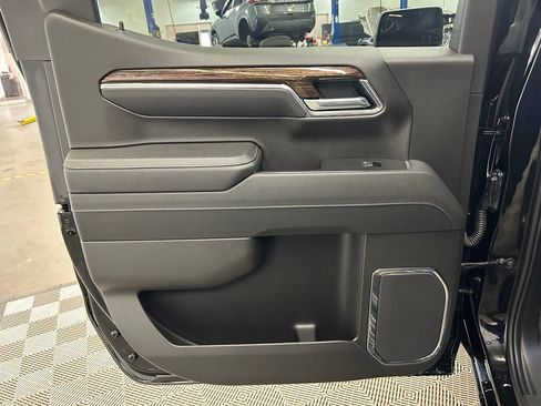Used 2026 GMC Sierra 1500 SLE AWD/4WD image 19