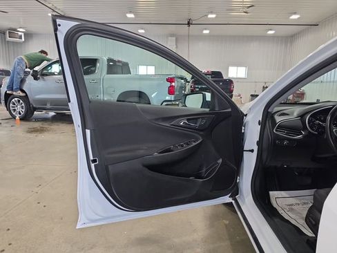 Used 2022 Chevrolet Malibu RS FWD image 21