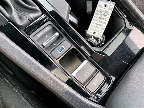 Used 2024 Honda Accord Sport image 33