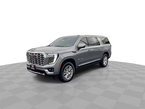 New 2026 GMC Yukon XL Denali w/ Sun & Power Step Package image 3