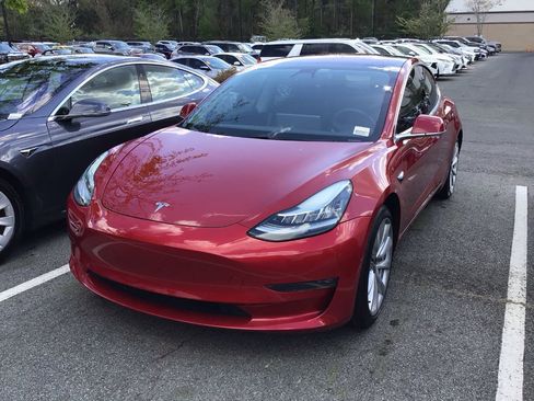Used 2018 Tesla Model 3 Long Range image 1