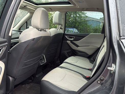 Used 2022 Subaru Forester Premium w/ Popular Package #1 AWD/4WD image 10