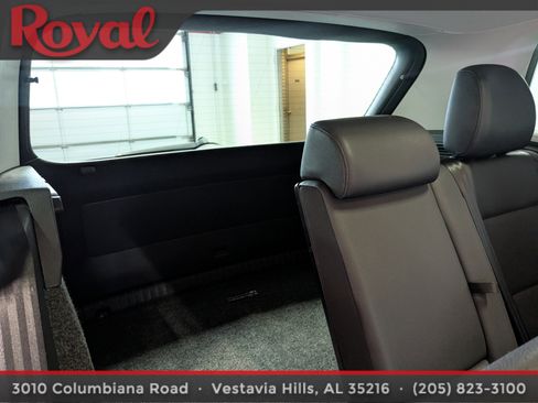 Used 2016 Volkswagen Tiguan SE image 11