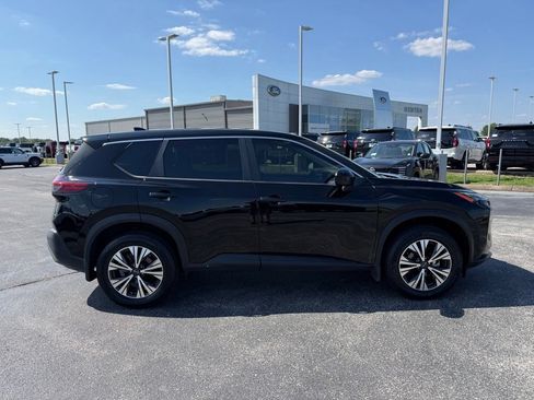 Used 2023 Nissan Rogue SV FWD image 31