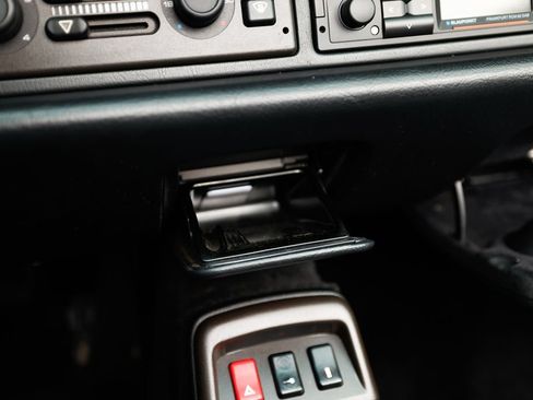 Used 1995 Porsche 911 Carrera RWD image 97