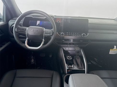New 2026 Chevrolet Colorado Trail Boss AWD/4WD image 2