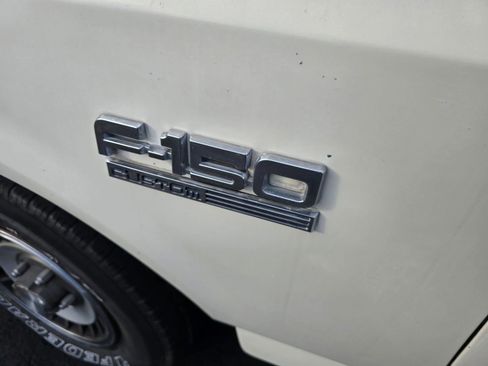 Used 1988 Ford F150 2WD Regular Cab image 15