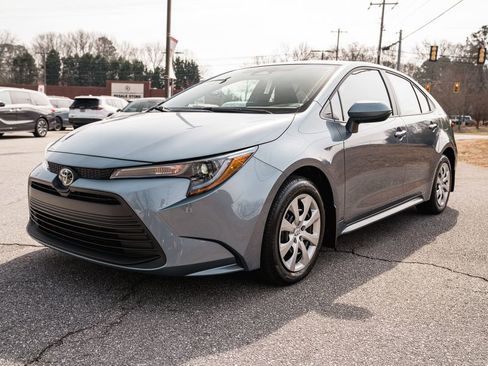 Certified 2026 Toyota Corolla LE image 3