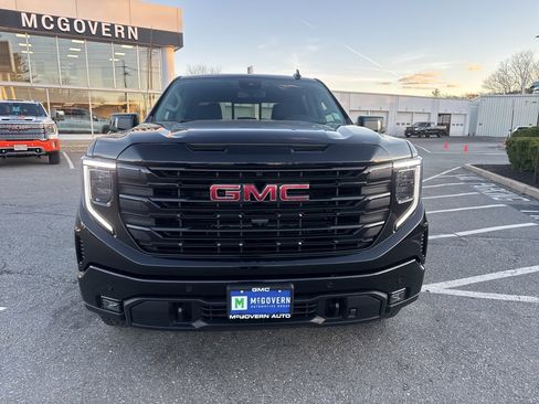 New 2026 GMC Sierra 1500 Elevation w/ Elevation Premium Package image 9