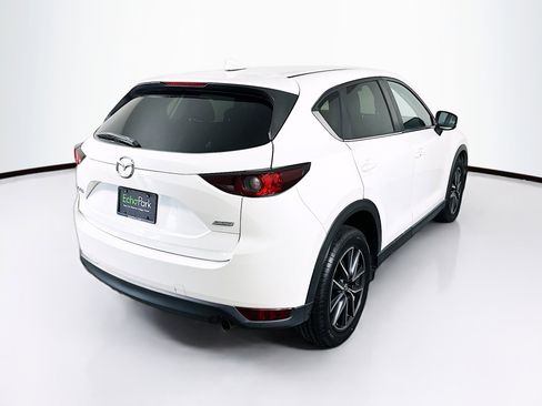 Used 2018 MAZDA CX-5 Touring w/ Preferred Equipment Package FWD image 9