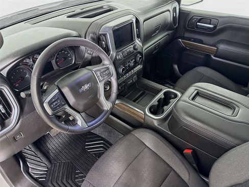 Used 2021 Chevrolet Silverado 1500 LT Trail Boss w/ Bed Protection Package AWD/4WD image 11