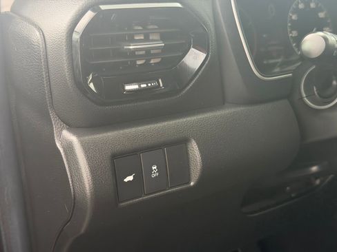 Used 2025 Honda Pilot EX-L image 15