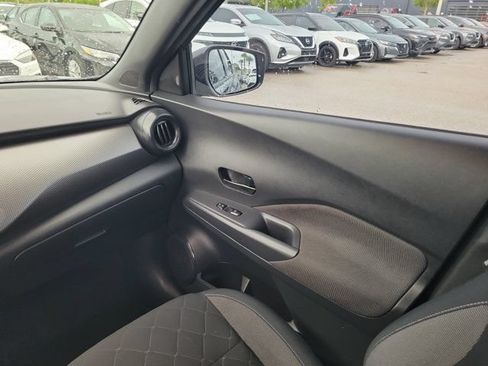 Certified 2020 Nissan Kicks S FWD image 13