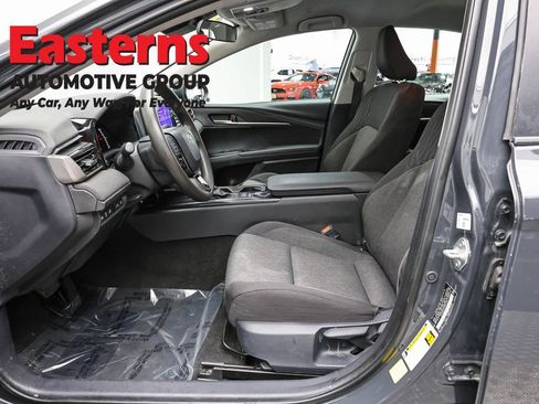 Used 2025 Toyota Camry LE FWD image 7